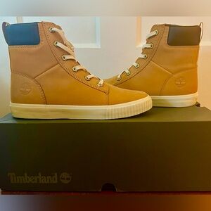 Timberland Women’s Skyla Bay 6-inch boots, Wheat Nubuck, 8